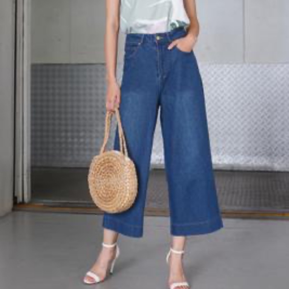 Forever21 High Rise Ankle Jeans - Picture 3 of 9